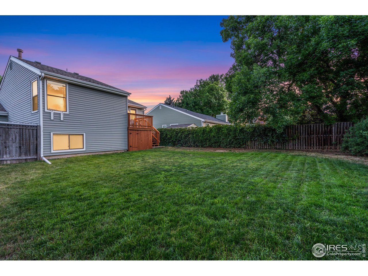 930 Bitterbrush Ln