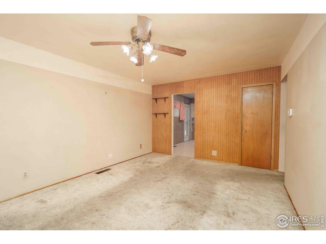 2525 W 25th St Rd