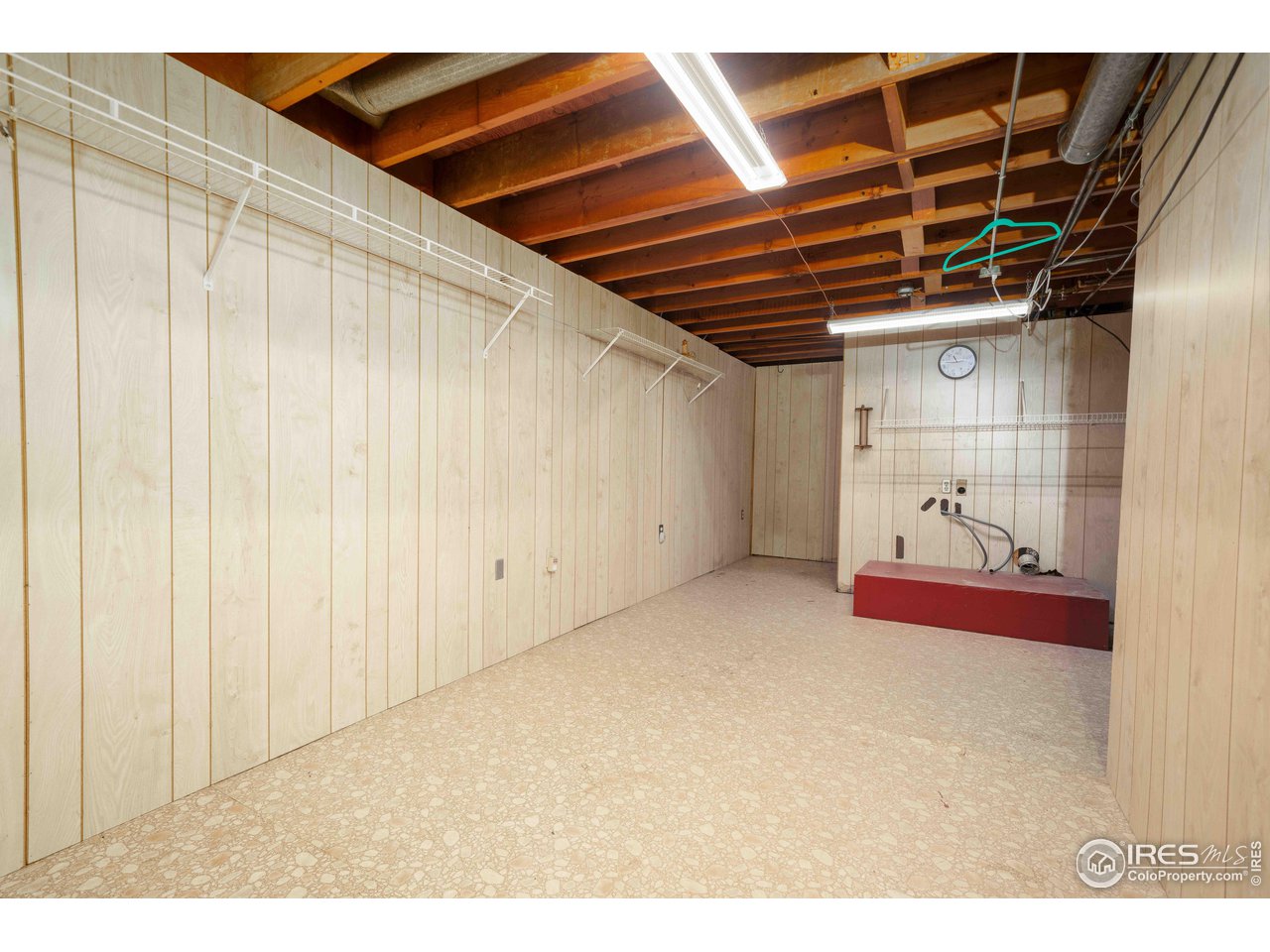 2525 W 25th St Rd