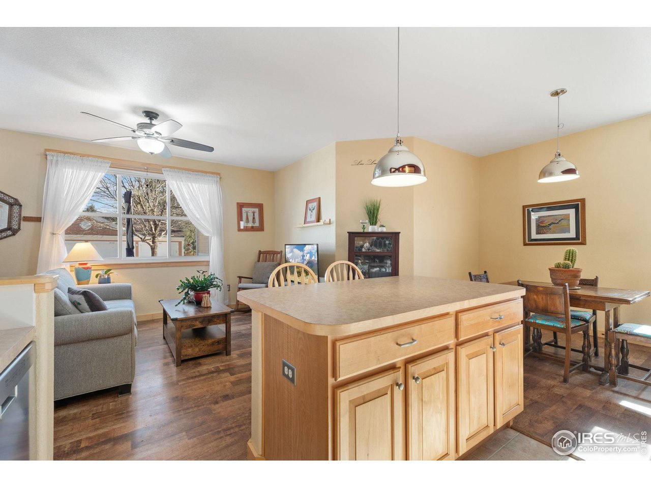 2139 Grays Peak Dr 104