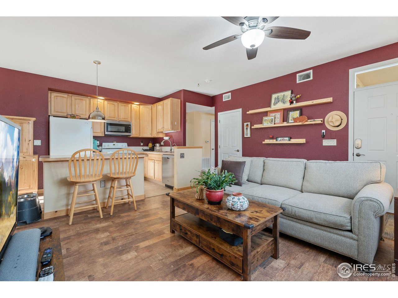 2139 Grays Peak Dr 104