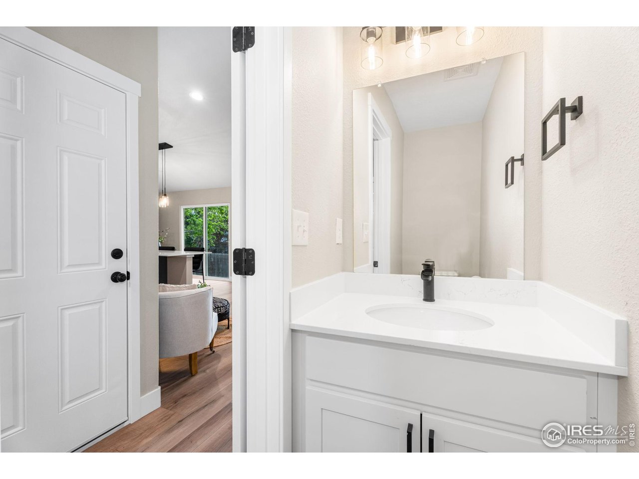 3557 Settler Ridge Dr