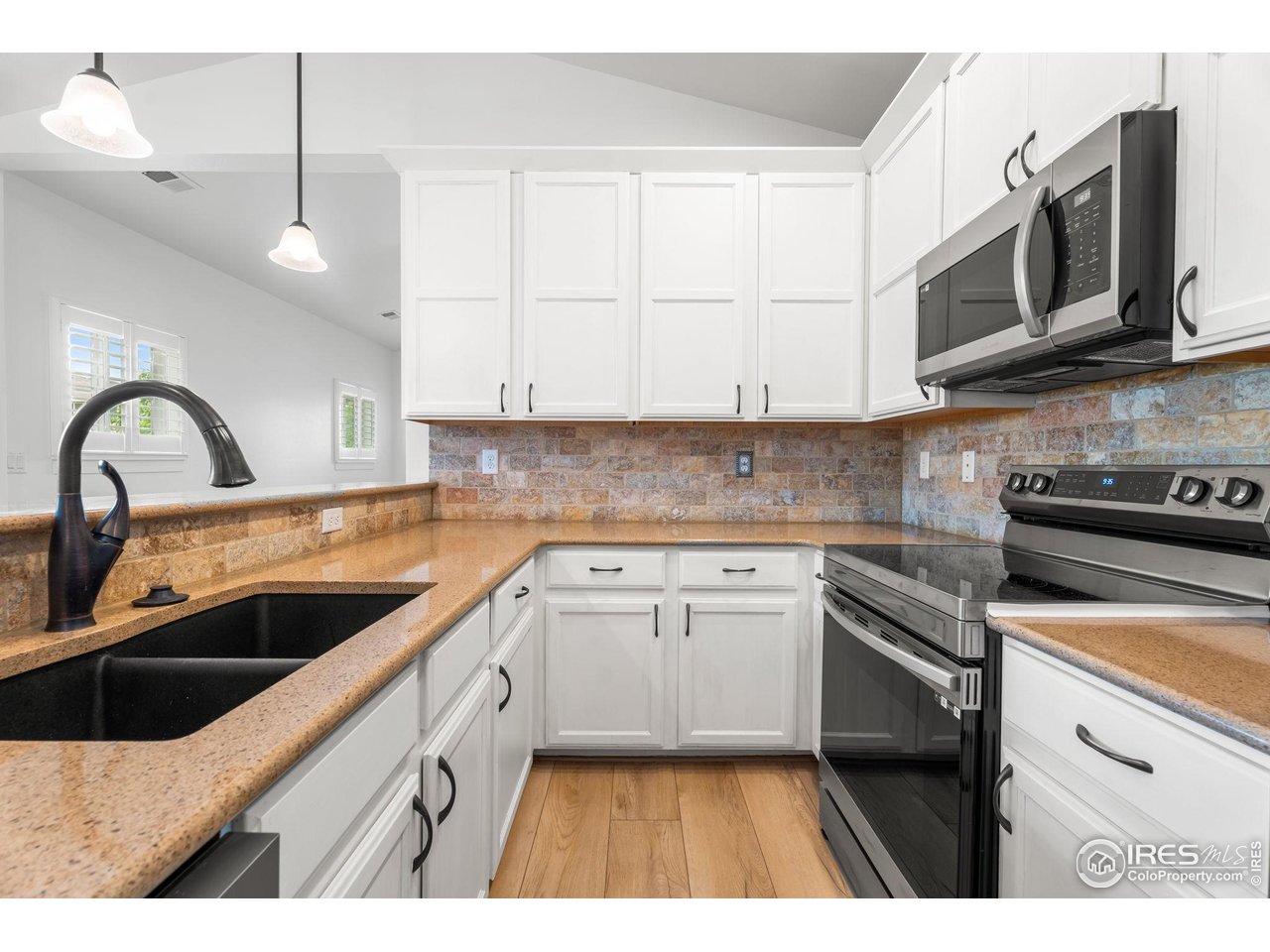 5020 Cinquefoil Ln 9G