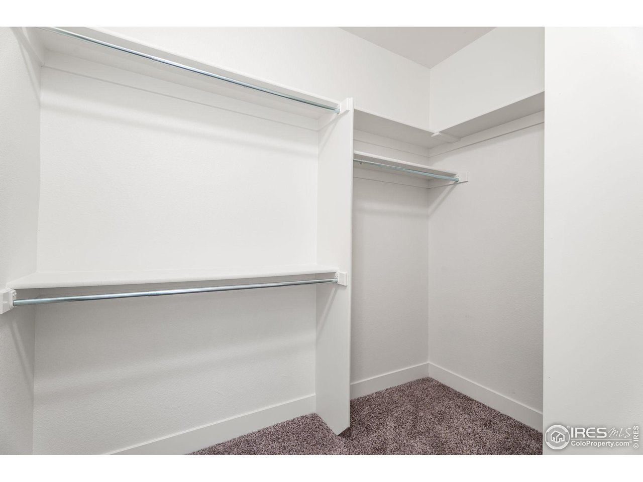 5020 Cinquefoil Ln 9G