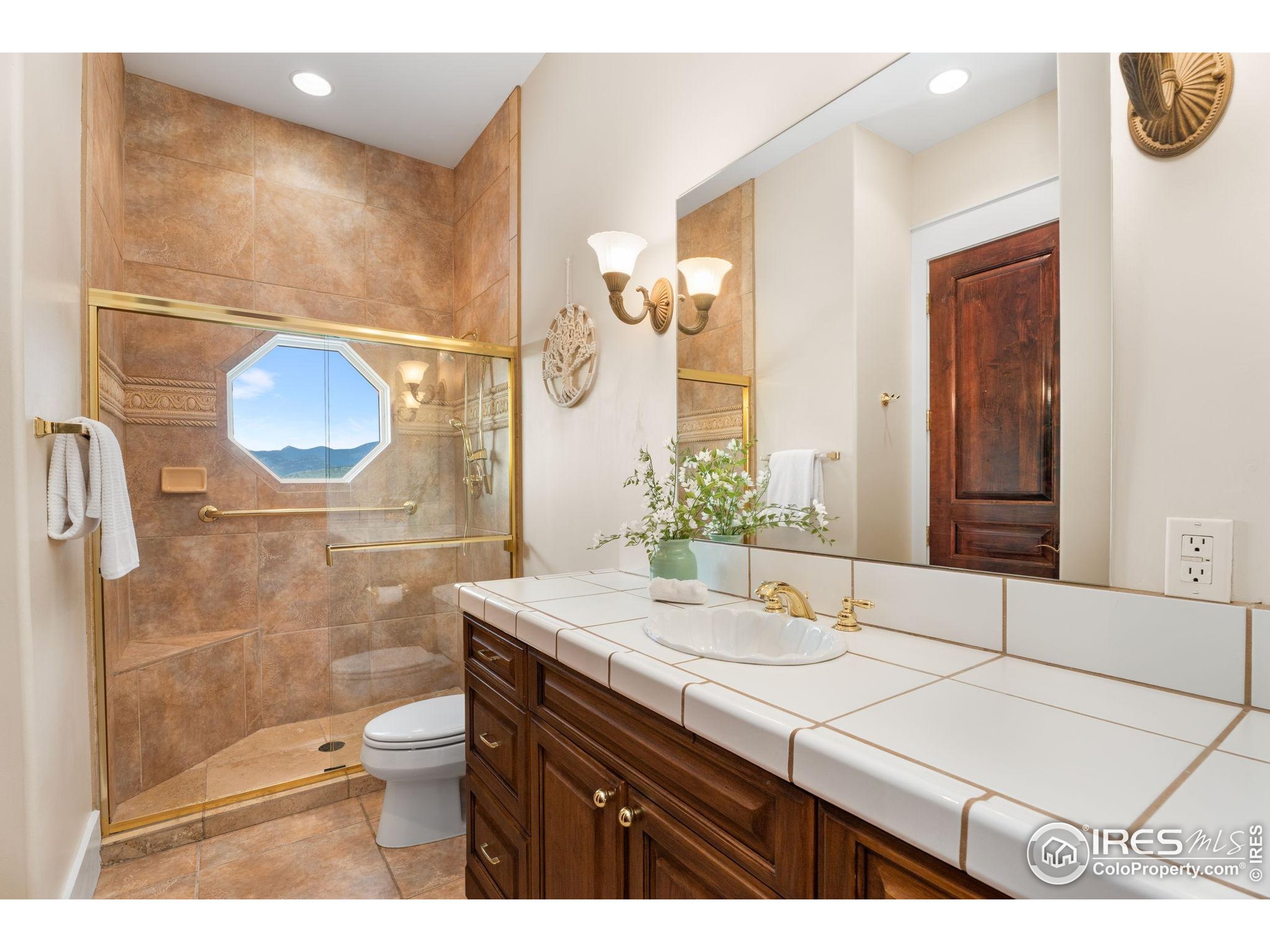 5008 Indian Creek Rd