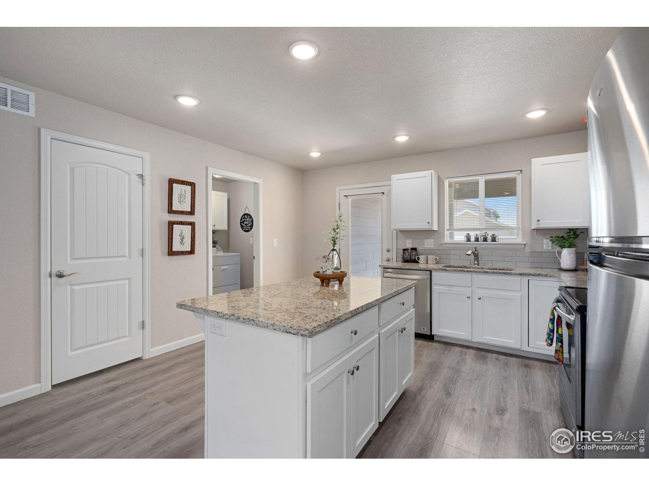 4216 Yellowbells Dr