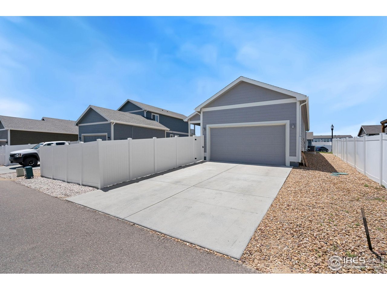 4216 Yellowbells Dr