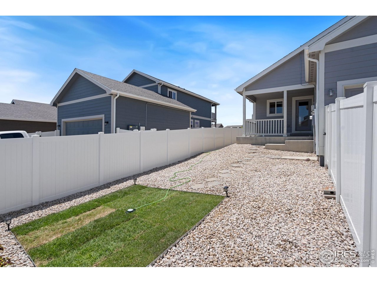 4216 Yellowbells Dr