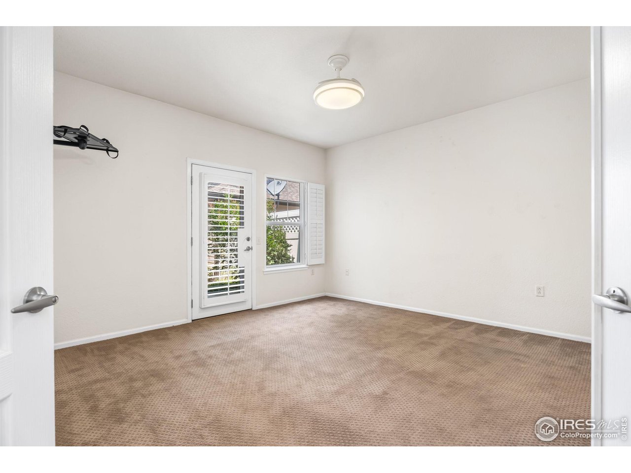 5039 Northern Lights Dr F