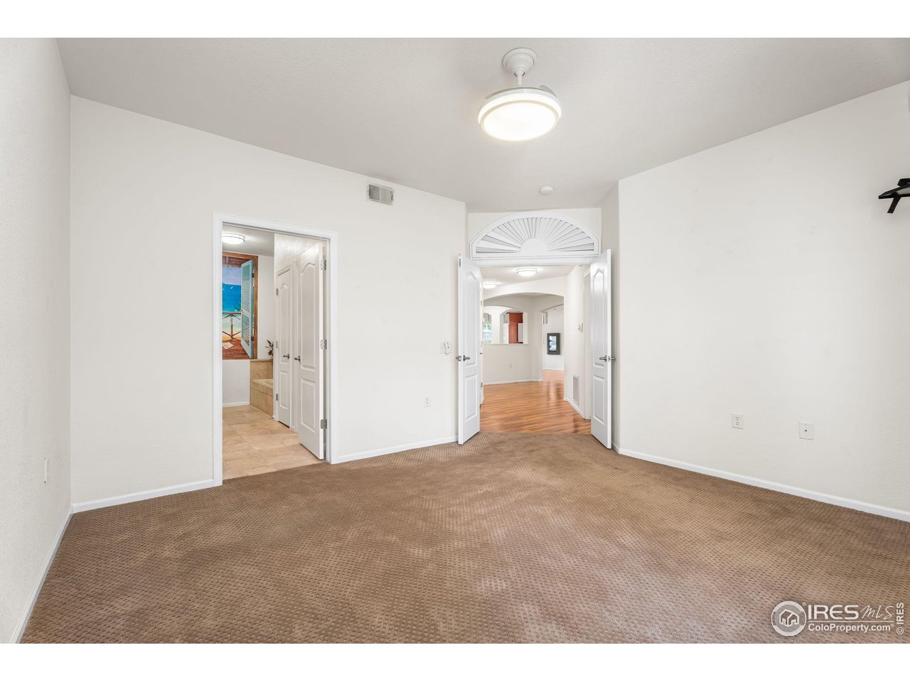 5039 Northern Lights Dr F