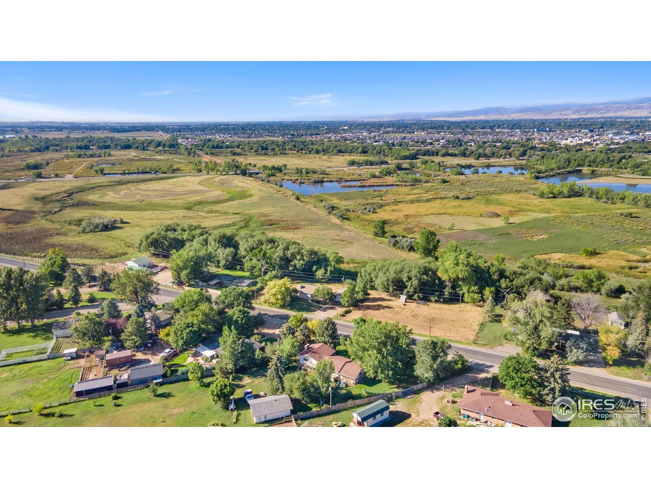 1049 S Summit View Dr