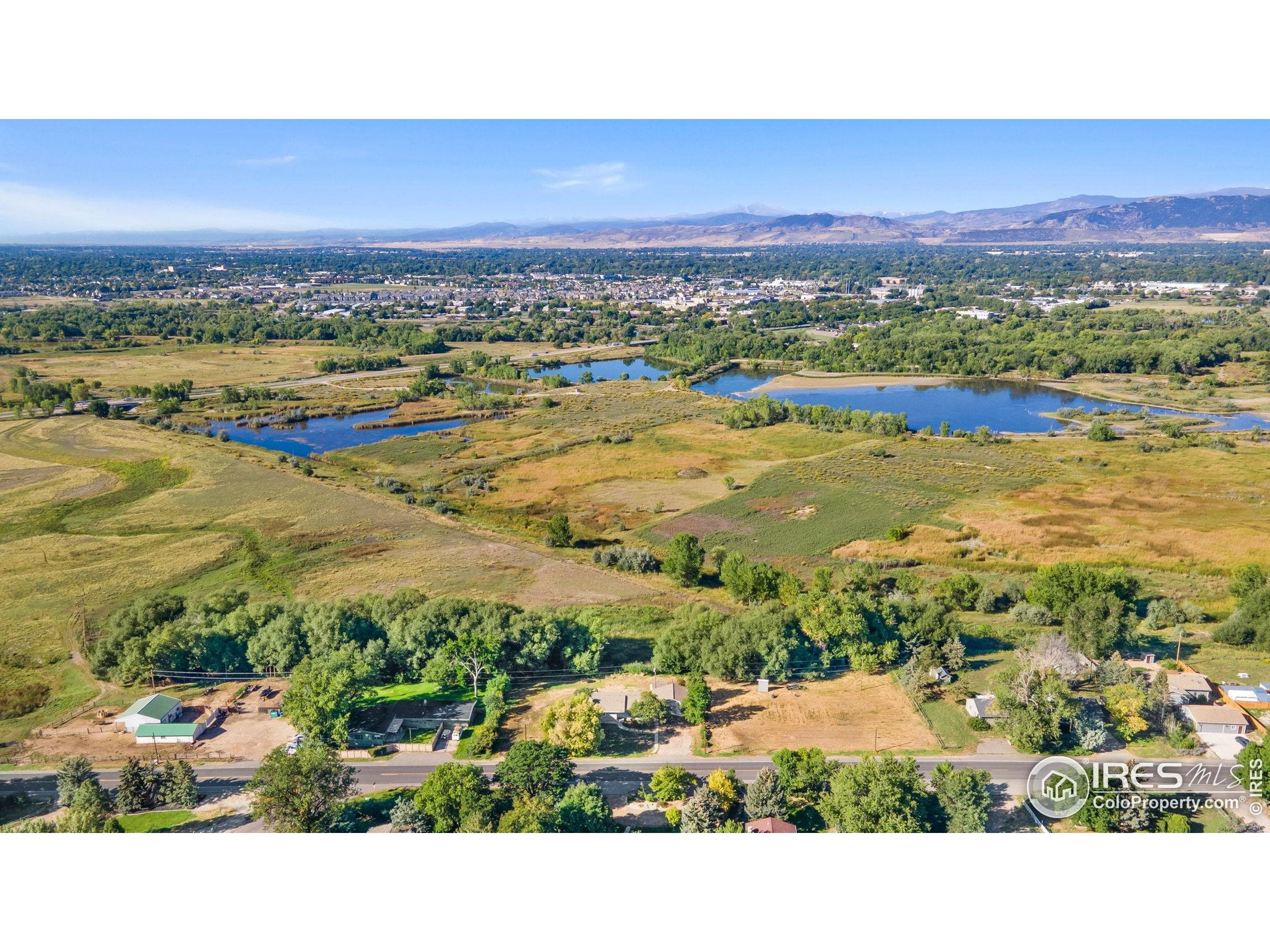 1049 S Summit View Dr