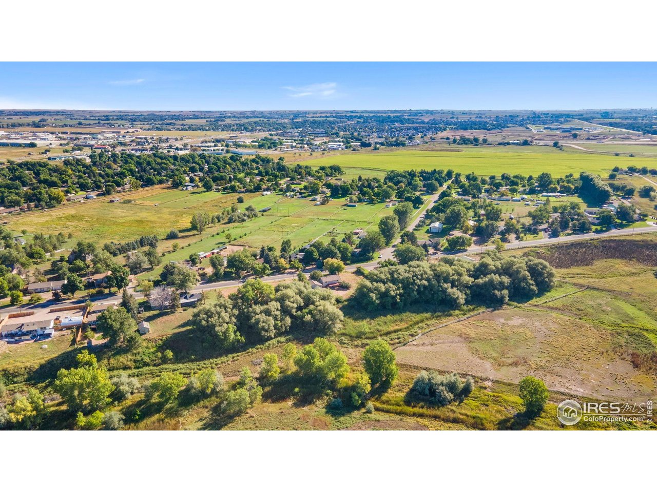 1049 S Summit View Dr