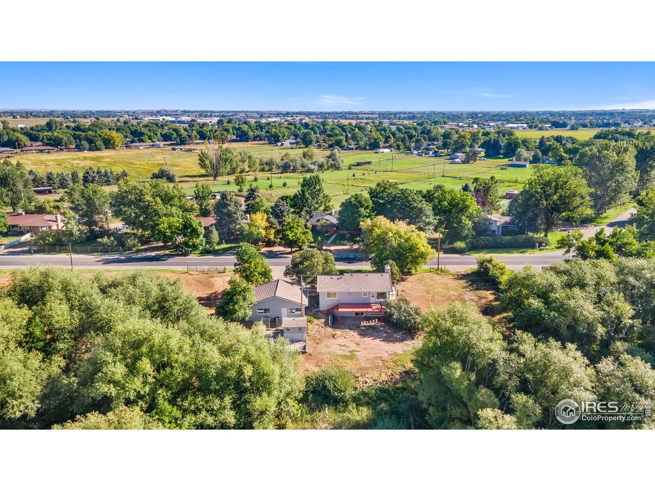 1049 S Summit View Dr