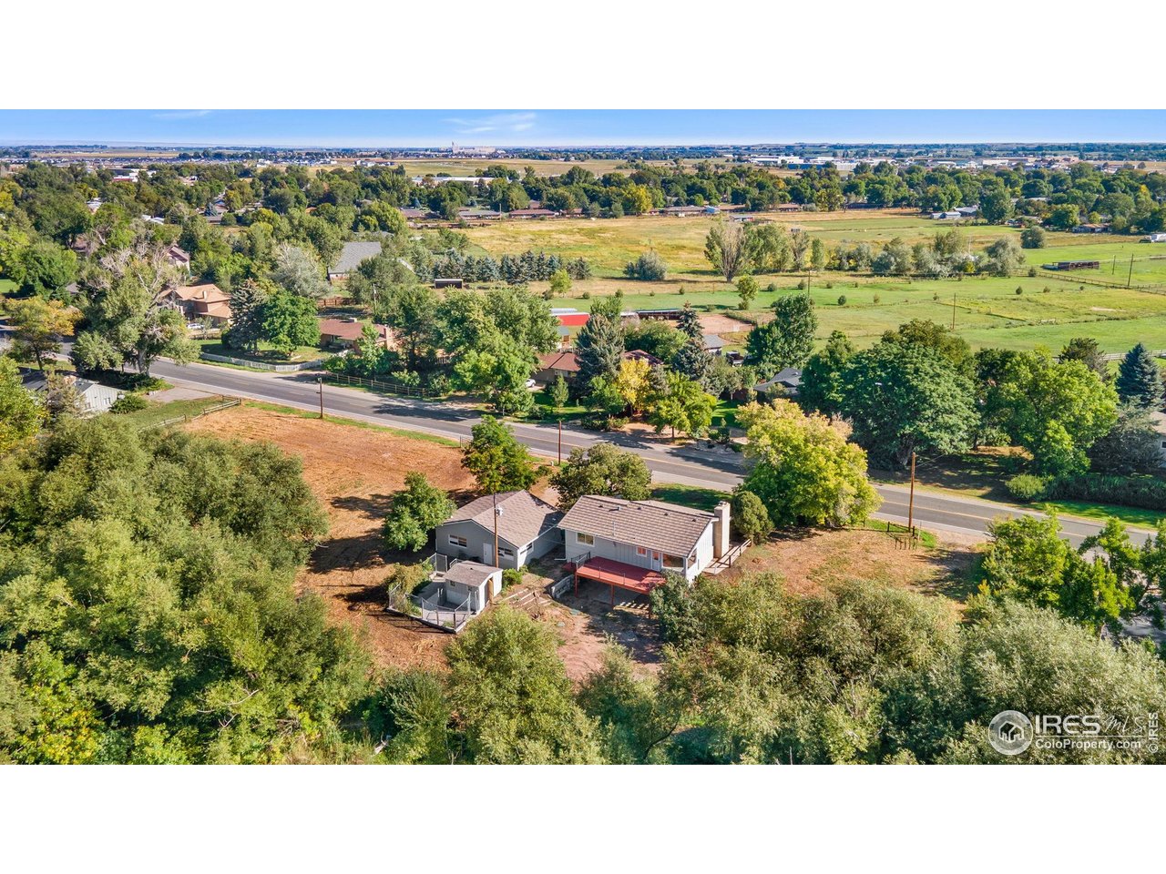 1049 S Summit View Dr