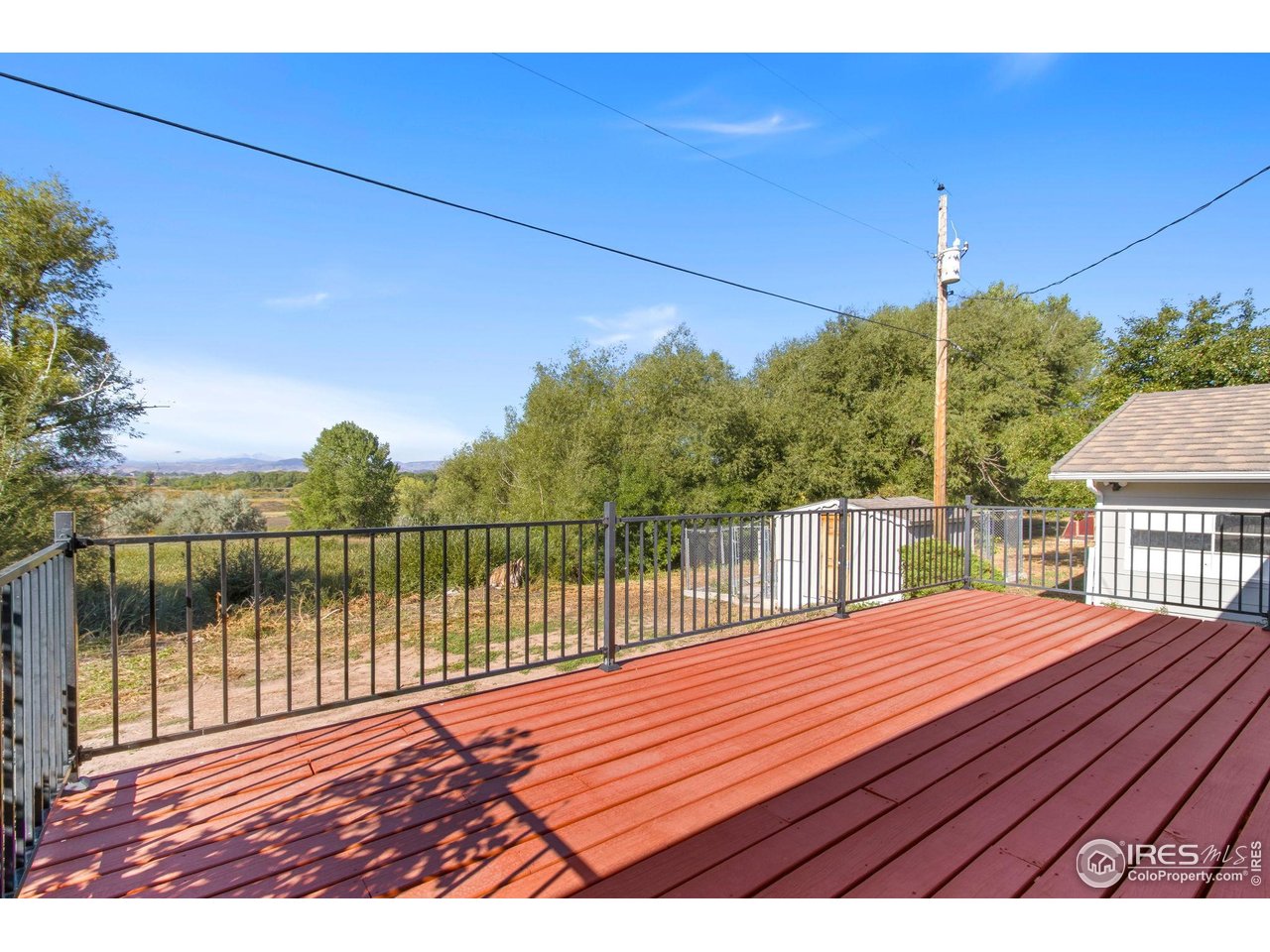 1049 S Summit View Dr