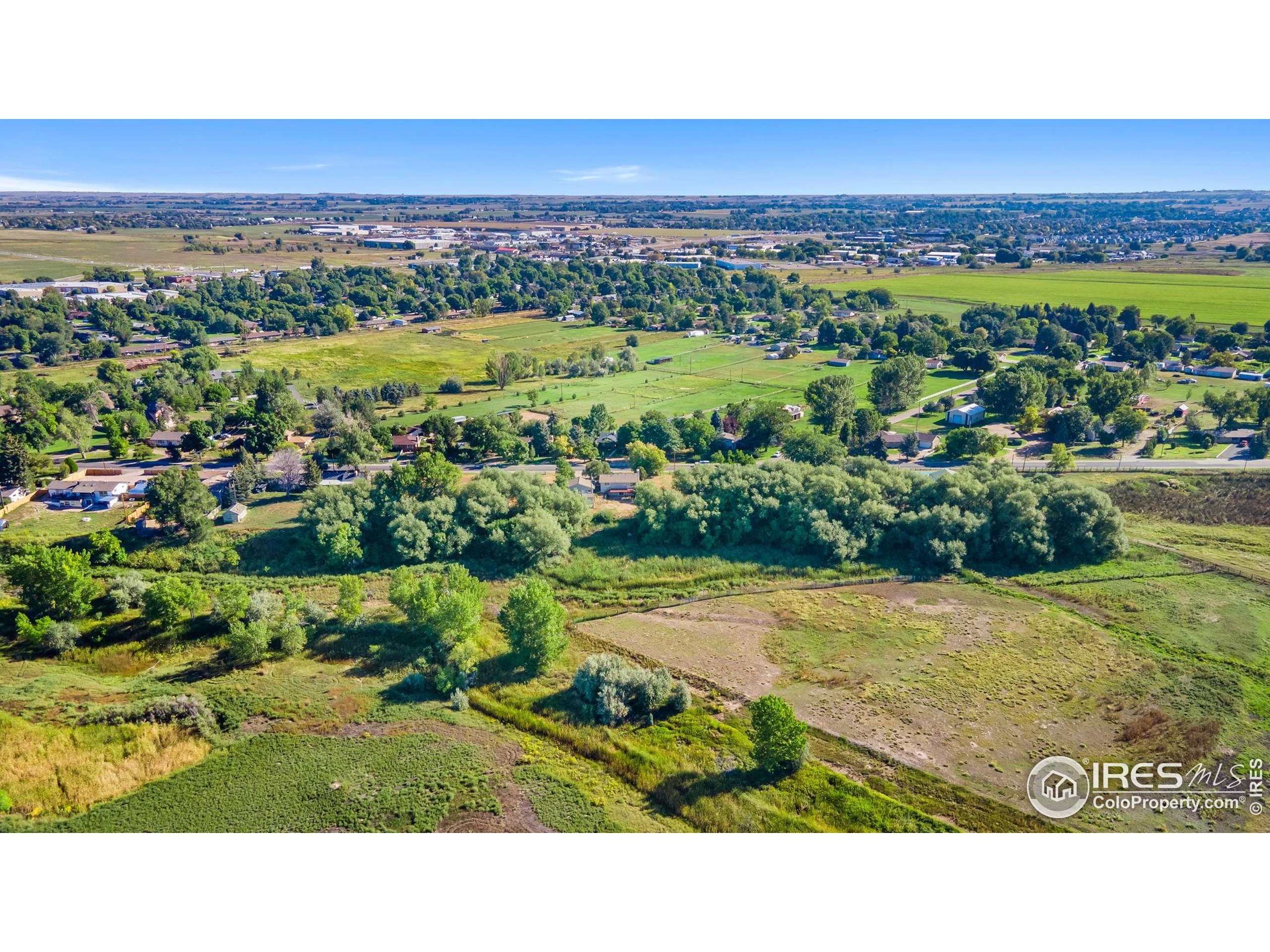 1049 S Summit View Dr