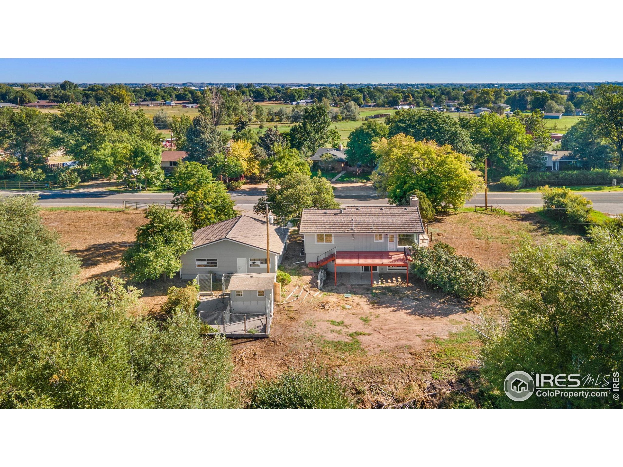 1049 S Summit View Dr