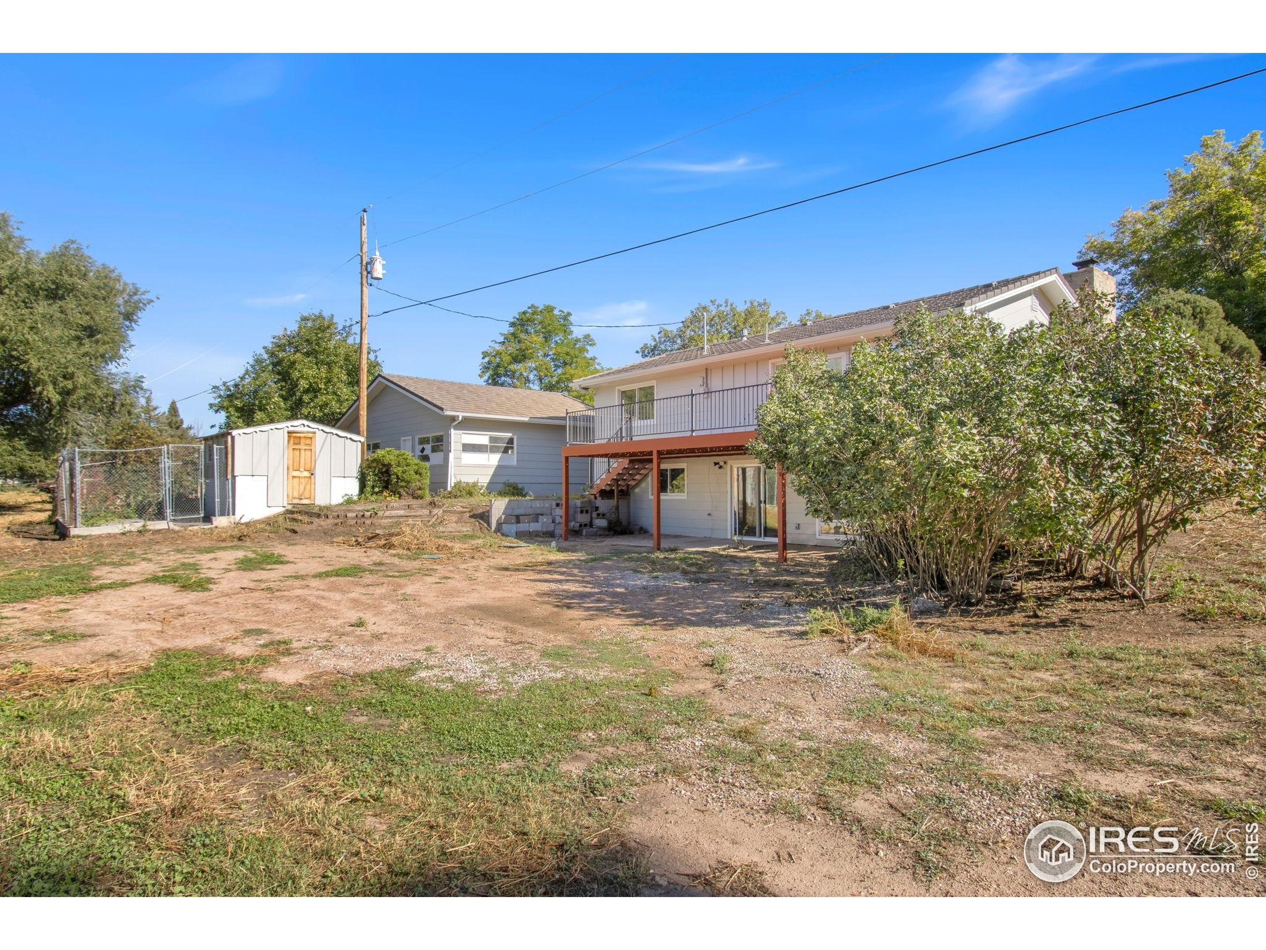 1049 S Summit View Dr