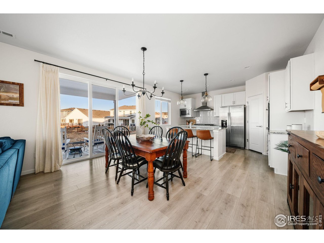 6002 Autumn Breeze Ct