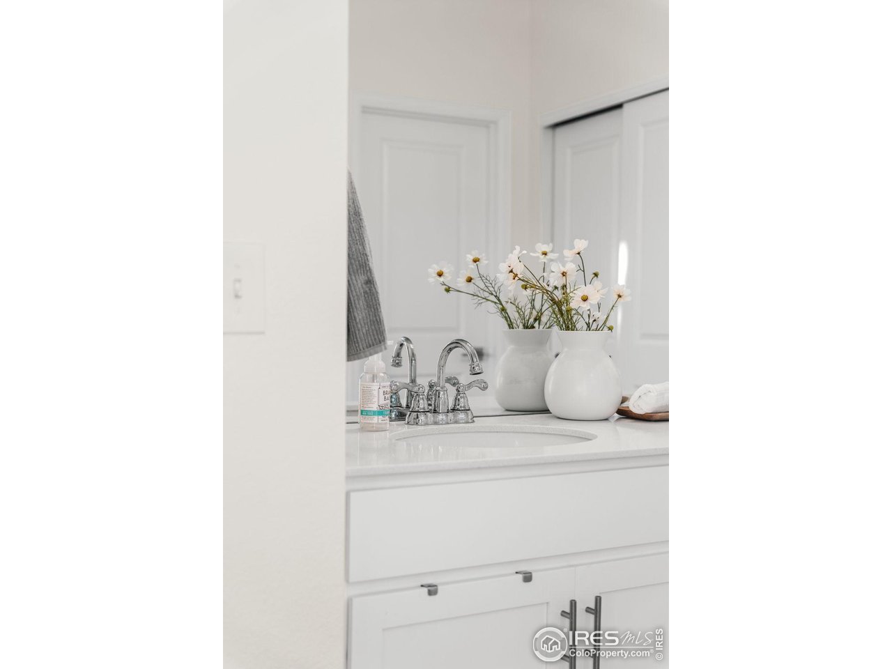 6002 Autumn Breeze Ct