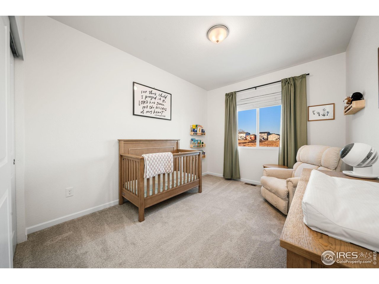 6002 Autumn Breeze Ct