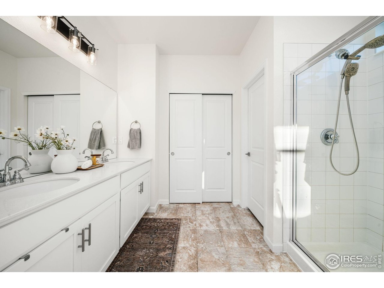 6002 Autumn Breeze Ct