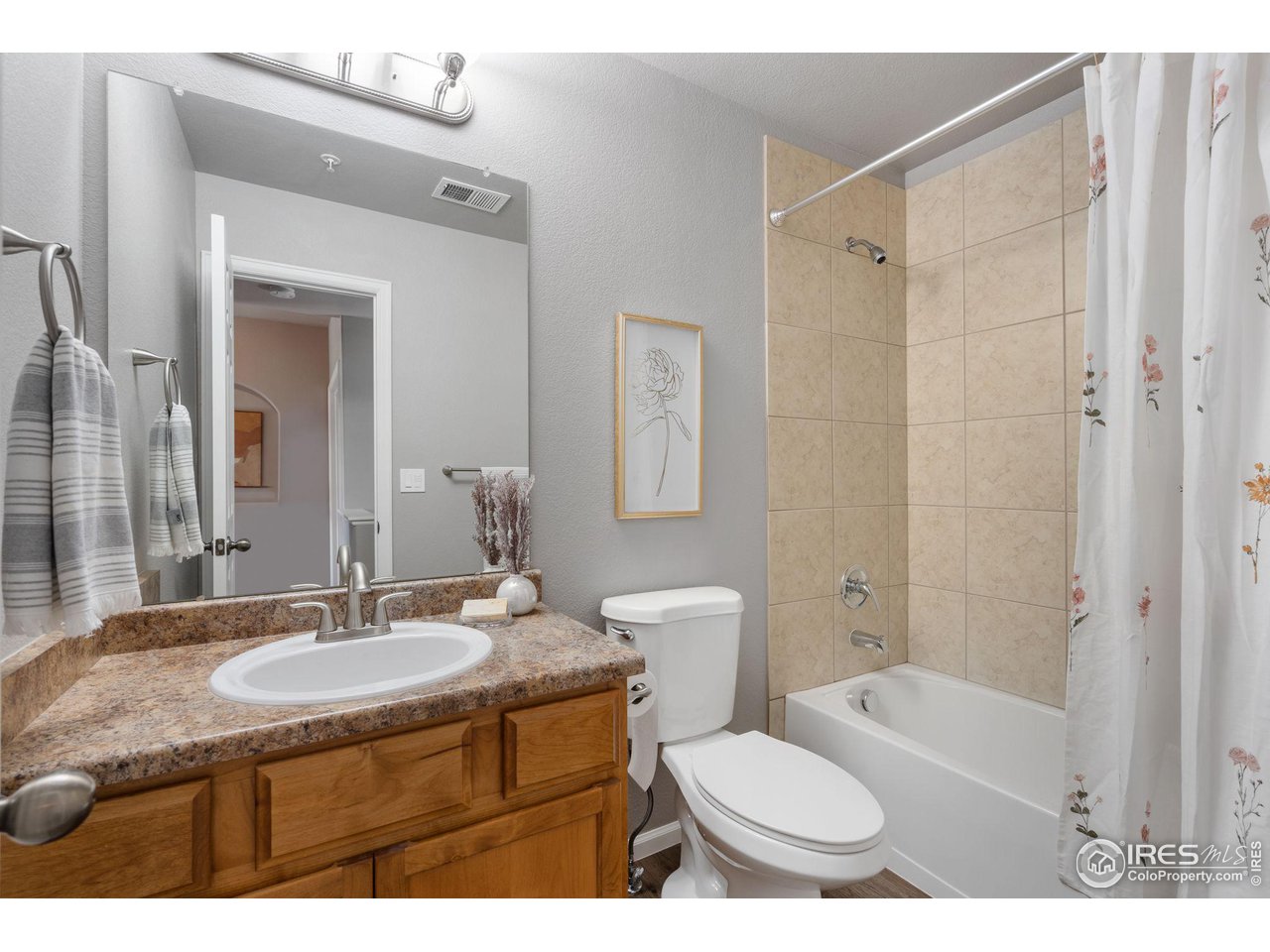 175 Carina Cir 101