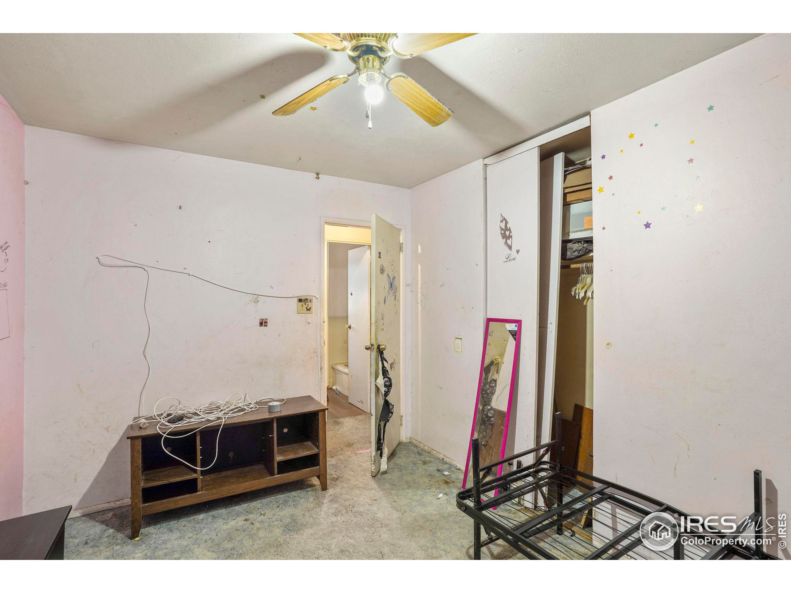 2309 W 25th St Rd
