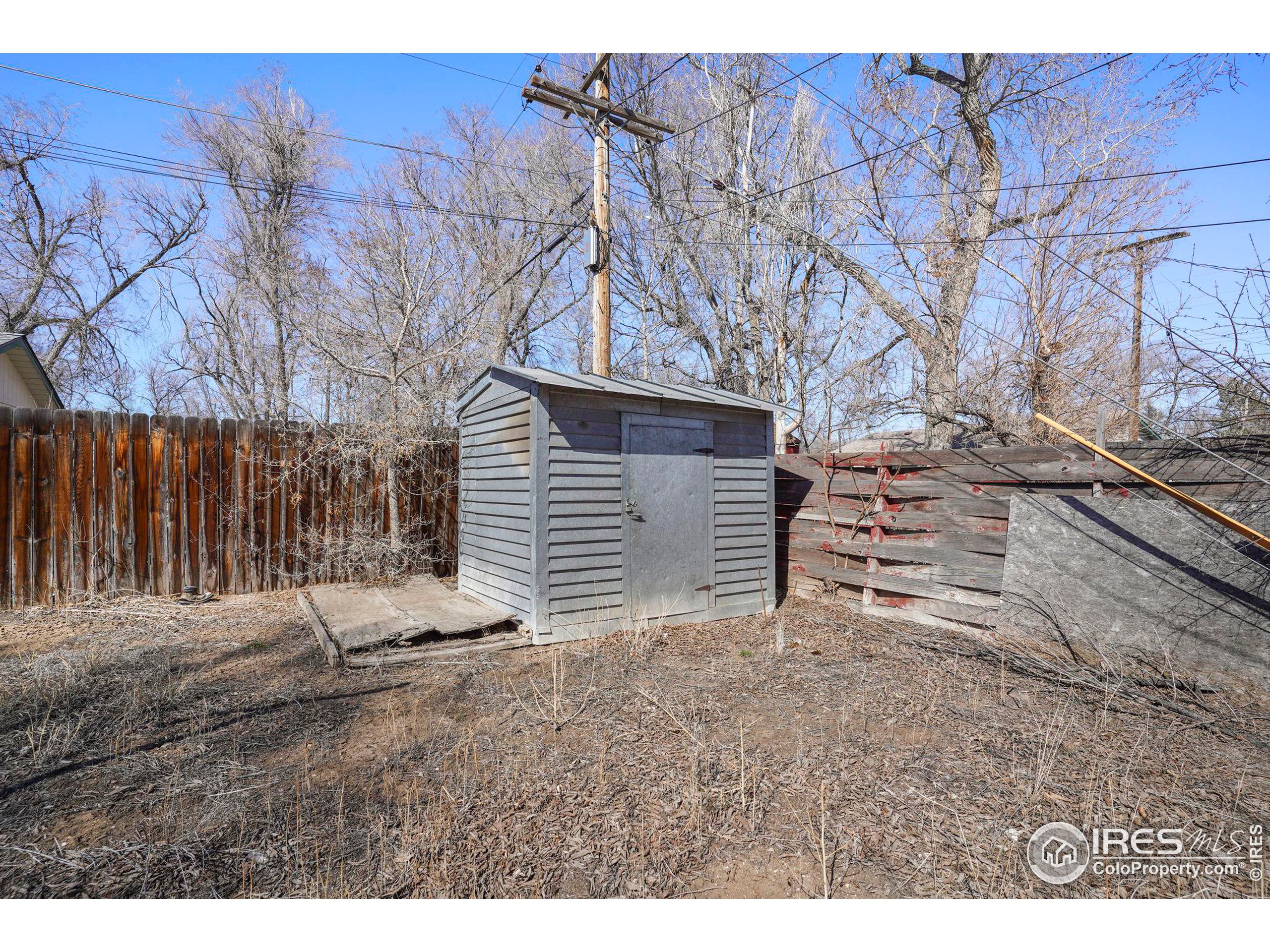 2309 W 25th St Rd