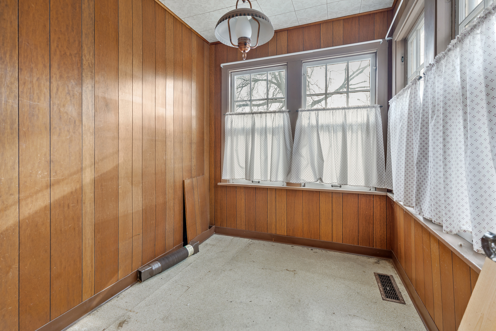 1419 Jenkinson Court