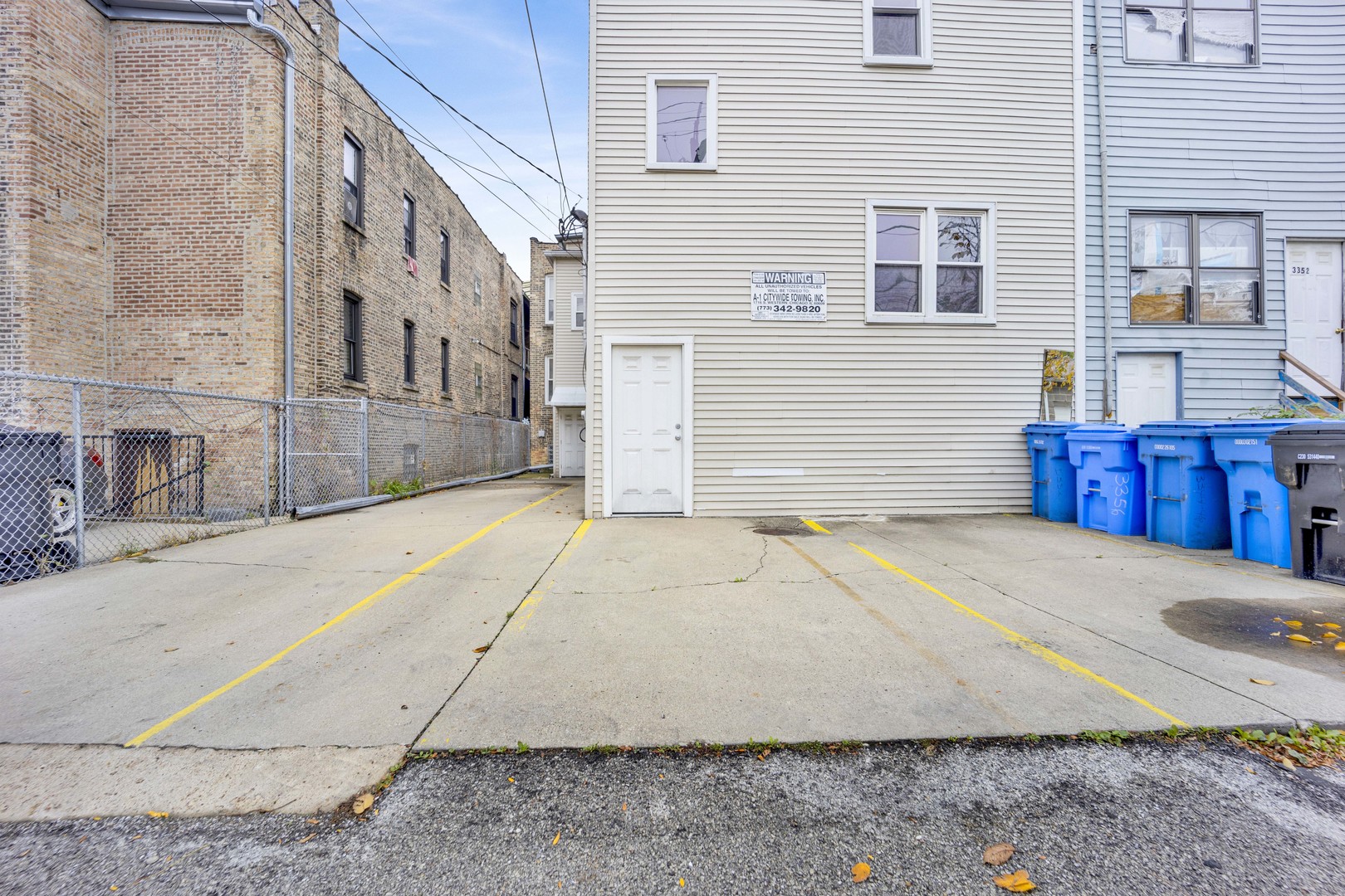 3354 N Central Park Avenue Unit: 2S