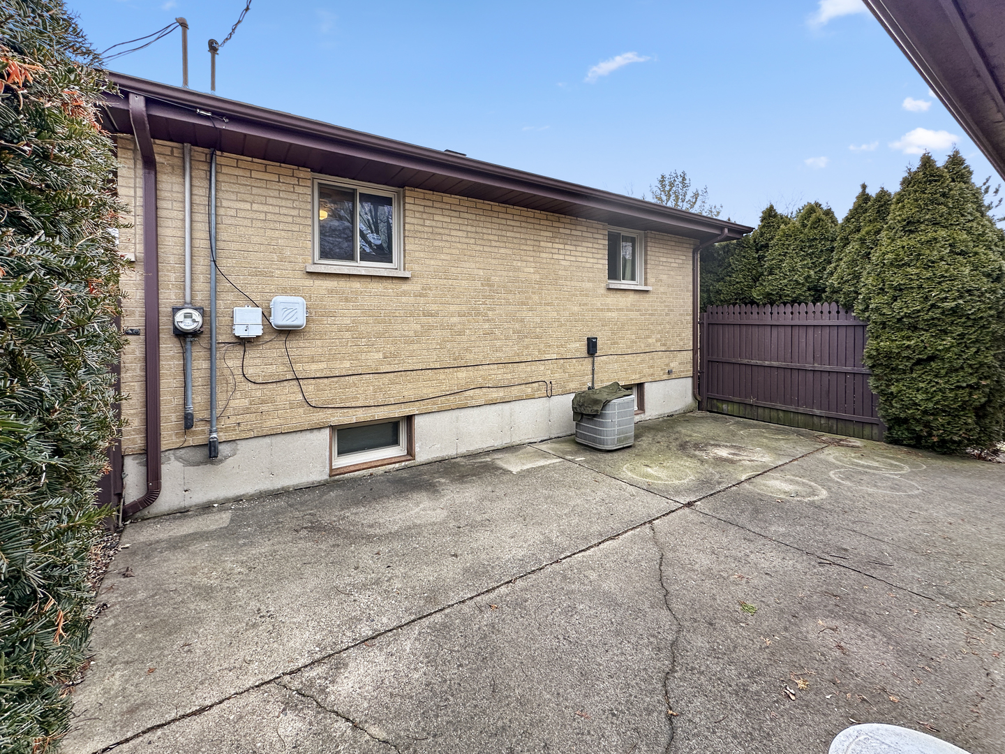 3631 Glen Flora Avenue