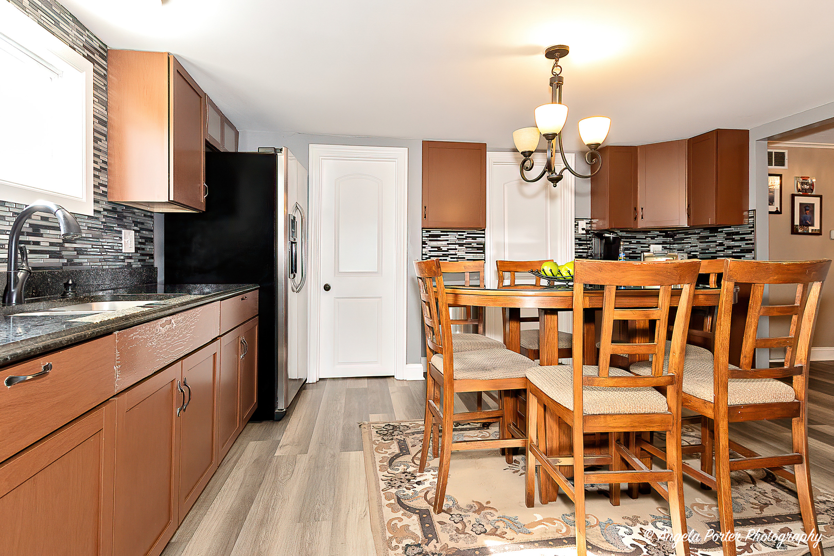 117 W Hawthorne Drive