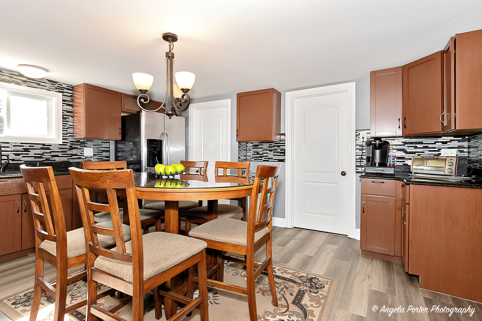 117 W Hawthorne Drive