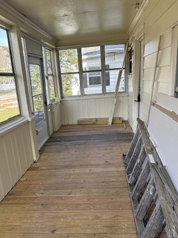 833 Hickory Street