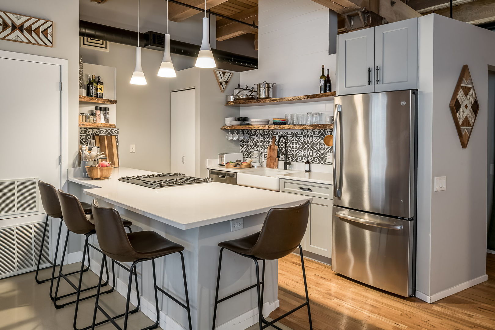 728 W Jackson Boulevard Unit: 226