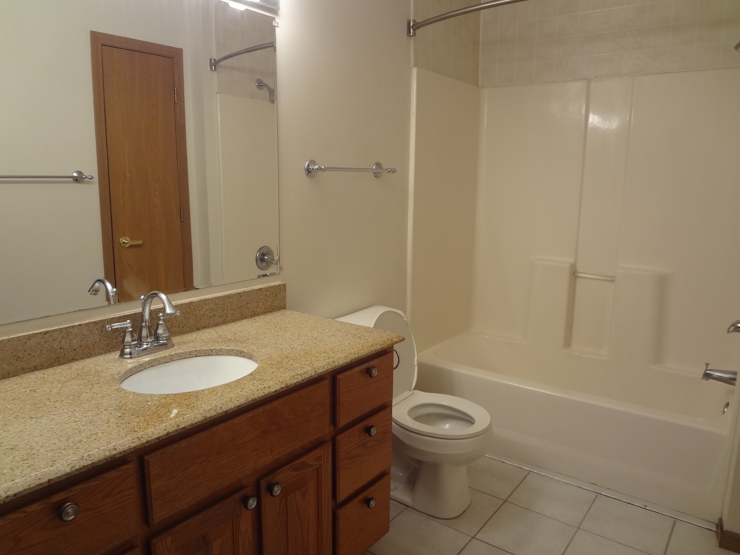 1548 W Sand Bar Court Unit: 2B