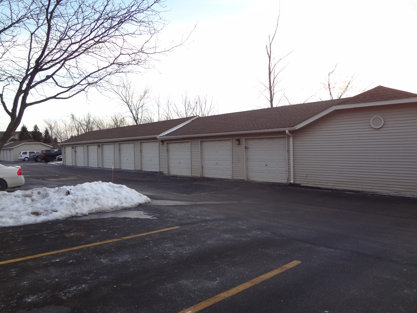 1548 W Sand Bar Court Unit: 2B