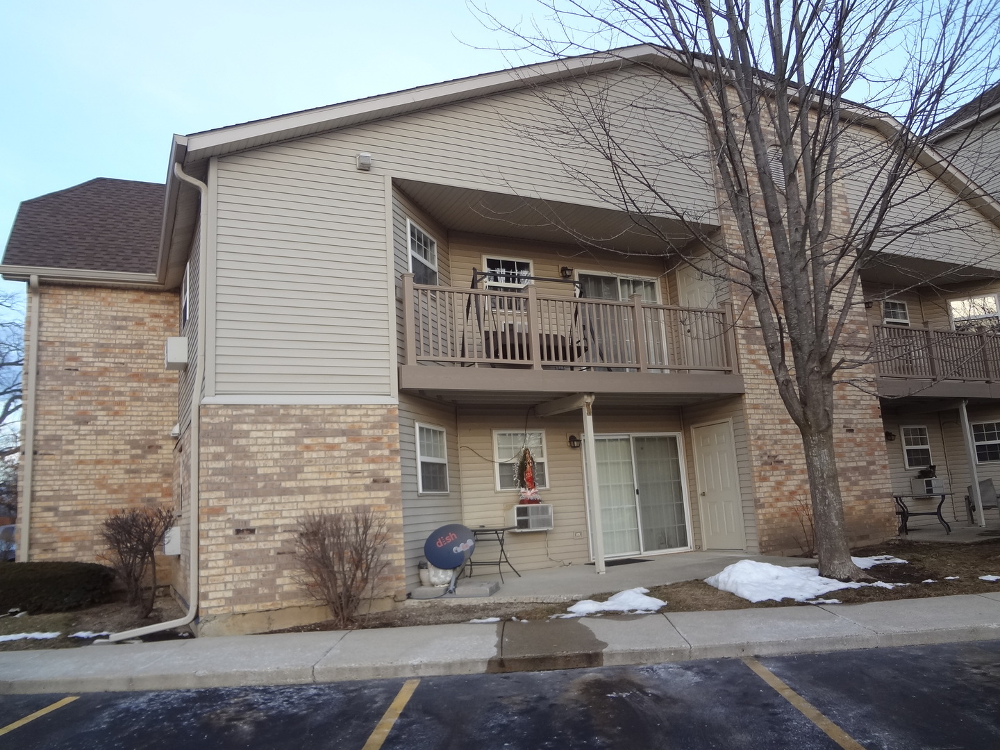 1548 W Sand Bar Court Unit: 2B