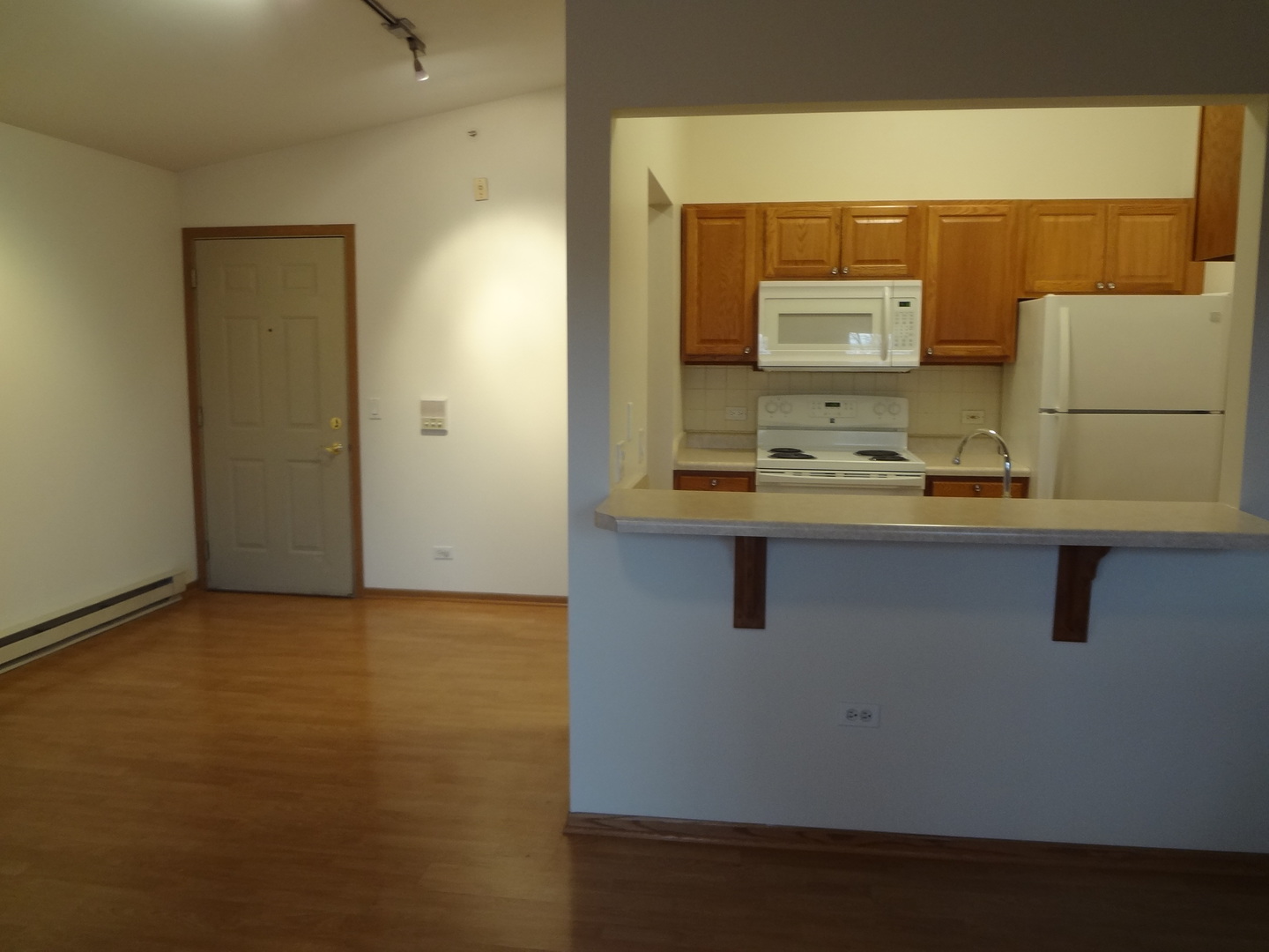 1548 W Sand Bar Court Unit: 2B