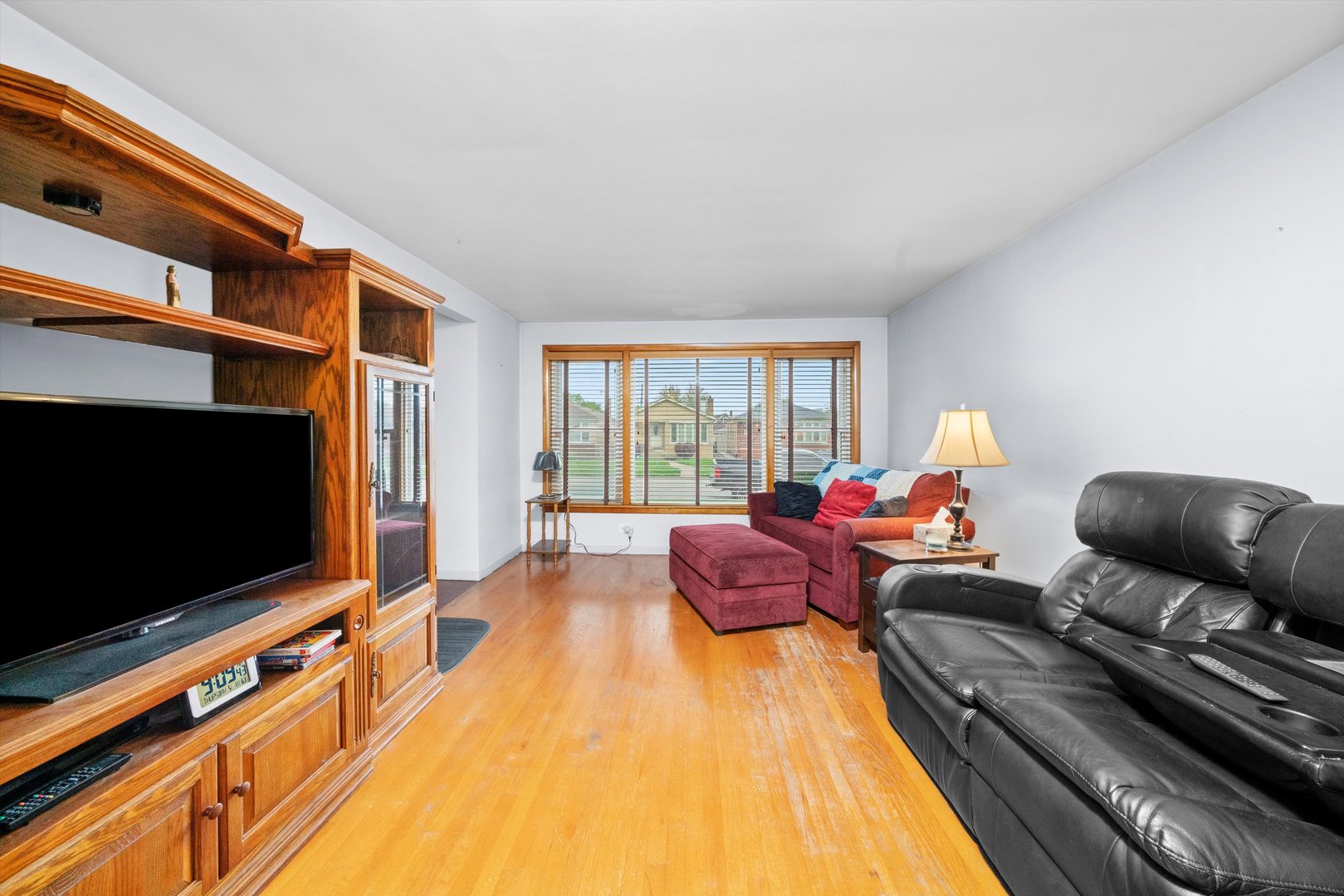 6022 S Rutherford Avenue