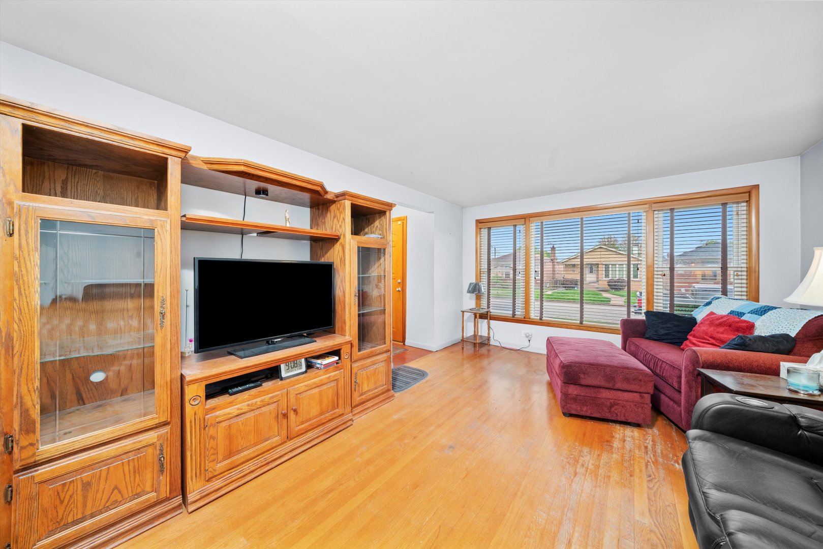 6022 S Rutherford Avenue