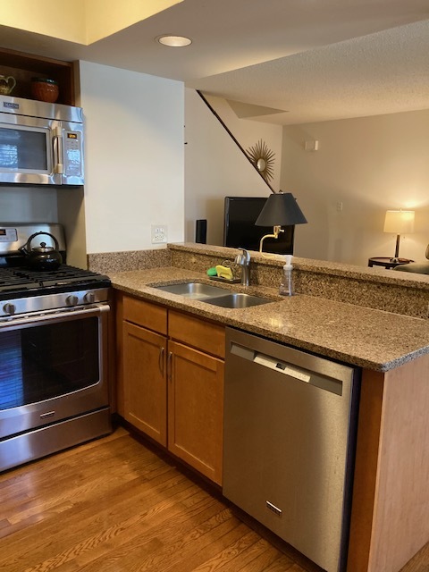 1154 INVERRARY Lane Unit: 1154