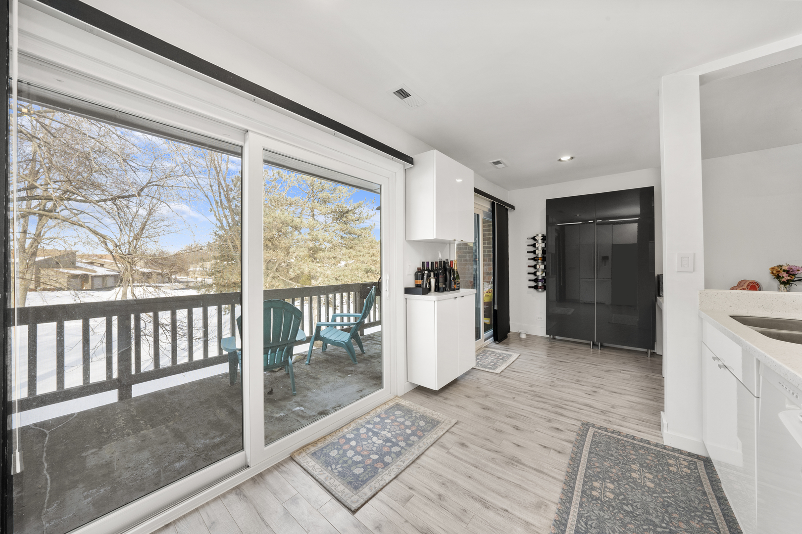 29W440 Emerald Green Drive Unit: G