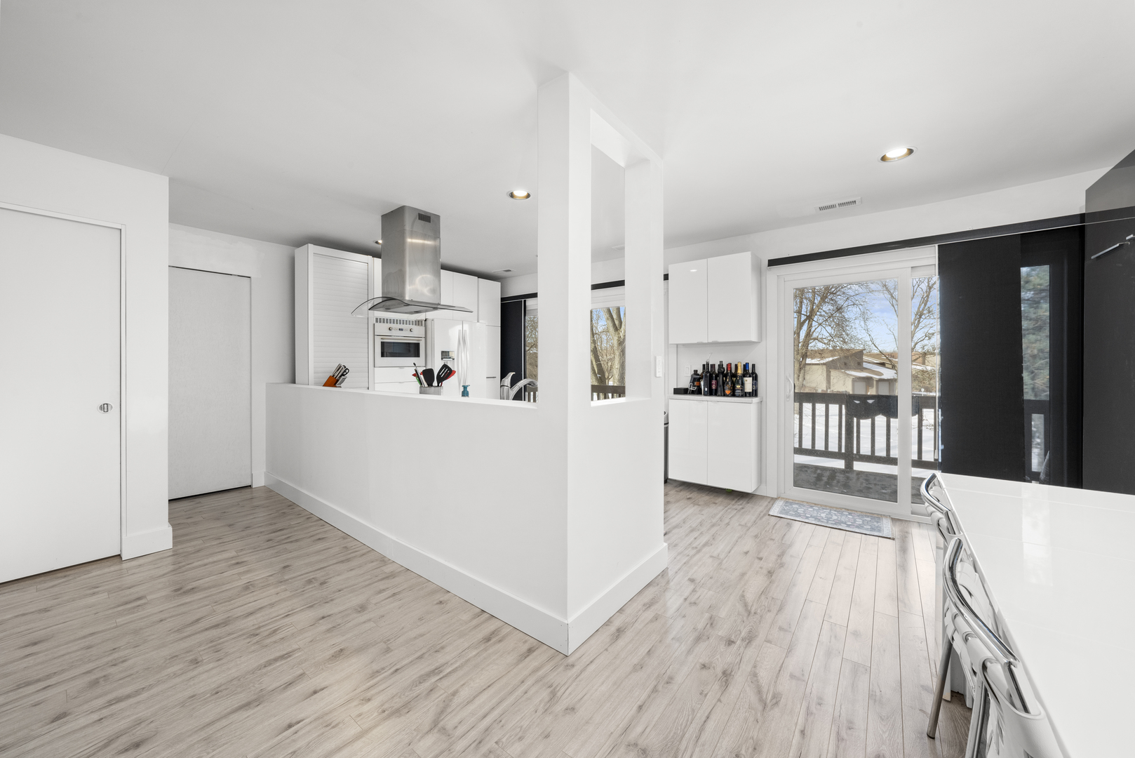 29W440 Emerald Green Drive Unit: G