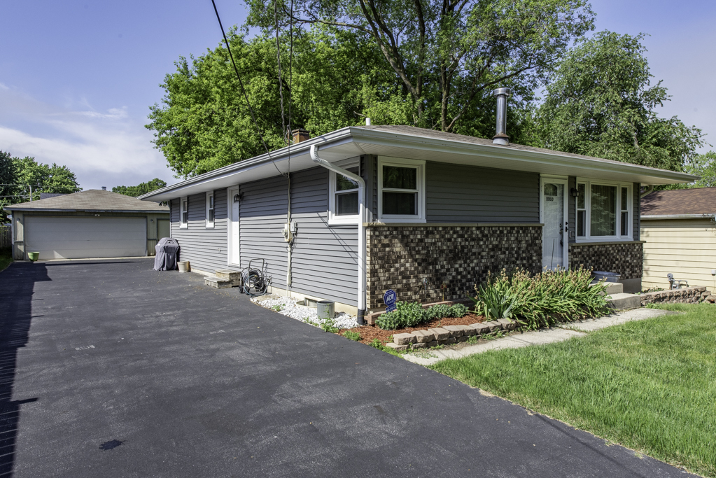 10100 W chaplin Avenue