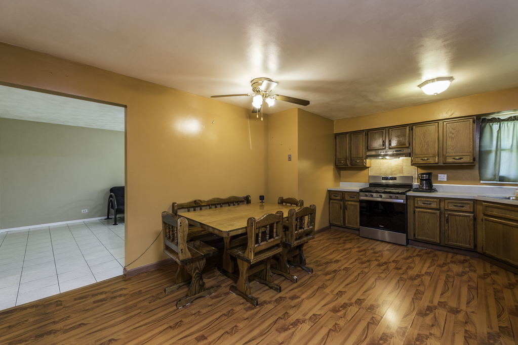 10100 W chaplin Avenue