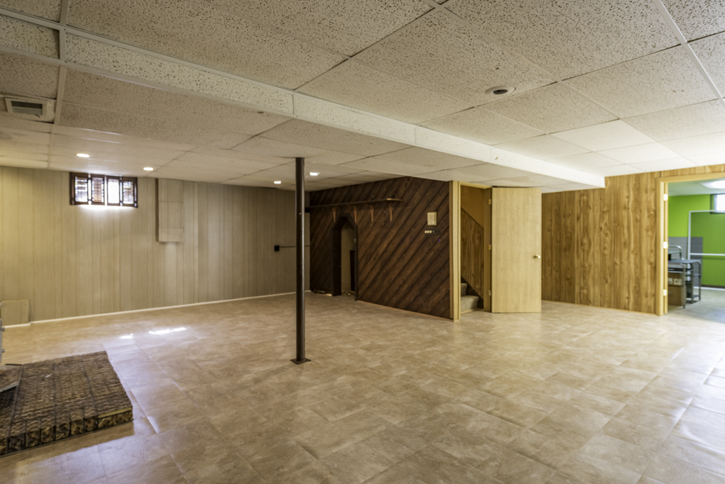 10100 W chaplin Avenue