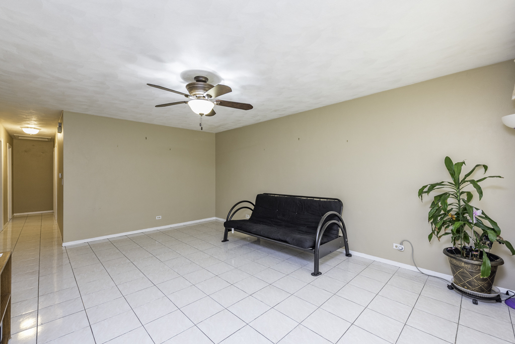 10100 W chaplin Avenue